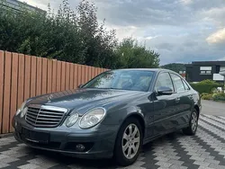 Grau Gebraucht 2006 Mercedes E220 Limousine | 6.600 € (Etwas zu teuer)
