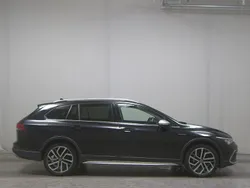 Schwarz Gebraucht 2022 VW Golf Alltrack Kombi | 20.980 € (Superpreis)