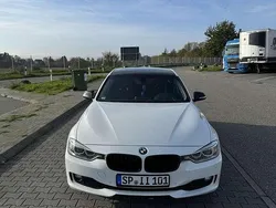 Weiß Gebraucht 2013 BMW 320 Limousine | 11.500 € (Etwas zu teuer)