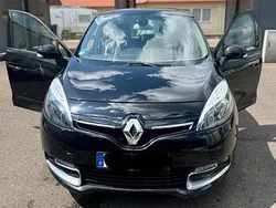 Schwarz Gebraucht 2013 Renault Scénic III Bose Edition Van / Kleinbus | 6.990 € (Guter Preis)