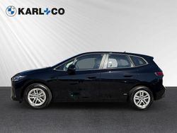 Schwarz Gebraucht 2023 BMW 218 Active Tourer Luxury Line Van / Kleinbus | 25.488 € (Superpreis)