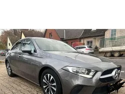 Grau Gebraucht 2019 Mercedes A180 Limousine | 17.500 € (Guter Preis)