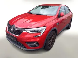 Rot Gebraucht 2021 Renault Arkana Zen SUV | 19.788 € (Fairer Preis)