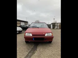 Rot Gebraucht 1990 Citroën AX Kleinwagen | 1.200 €
