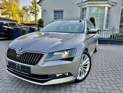 Beige Gebraucht 2019 Skoda Superb Style Kombi | 15.900 € (Fairer Preis)