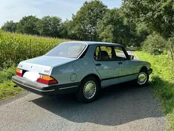 Blau Gebraucht 1989 Saab 900 Kleinwagen | 4.400 €