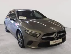 Mountaingrau metallic Gebraucht 2020 Mercedes A200 Style Limousine | 19.990 € (Guter Preis)