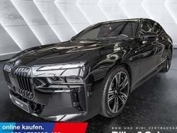 Schwarz Neu 2025 BMW 750e M Sport Limousine | 143.990 € (Fairer Preis)