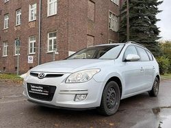 Silber Gebraucht 2008 Hyundai i30 Kombi | 2.290 € (Fairer Preis)