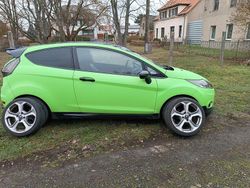 Grün Gebraucht 2011 Ford Fiesta S Kleinwagen | 4.999 € (Fairer Preis)