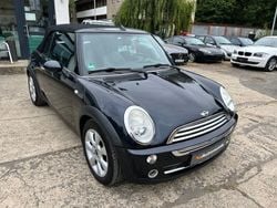 Schwarz Gebraucht 2006 Mini Cooper Cabriolet Cabrio | 2.988 € (Fairer Preis)