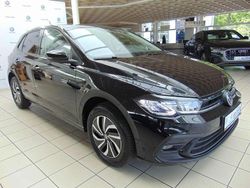 Deep black perleffekt Neu 2025 VW Polo Life Kleinwagen | 23.990 € (Guter Preis)