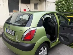 Gebraucht 2009 Kia Rio EX Limousine | 5.200 €