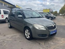 Grün Gebraucht 2007 Skoda Roomster Van / Kleinbus | 2.490 € (Fairer Preis)