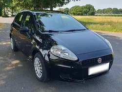 Schwarz Gebraucht 2013 Fiat Grande Punto Kleinwagen | 4.500 € (Etwas zu teuer)