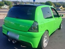 Grün Gebraucht 1999 Renault Clio Coupé | 3.599 €