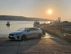 Silber Gebraucht 2019 Kia ProCeed GT Kleinwagen | 19.999 €