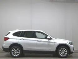 Weiss Gebraucht 2020 BMW X1 Performance SUV | 21.480 € (Fairer Preis)