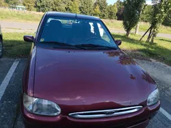 Rot Gebraucht 1996 Ford Escort Limousine | 2.000 € (Teuer)