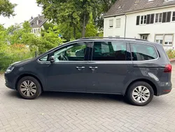 Grau Gebraucht 2020 VW Sharan Comfortline Van / Kleinbus | 25.750 € (Guter Preis)
