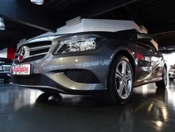 Grau Gebraucht 2013 Mercedes A180 Urban Limousine | 12.490 € (Fairer Preis)