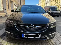 Schwarz Gebraucht 2020 Opel Insignia Business Limousine | 17.000 € (Teuer)