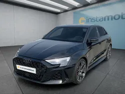 Schwarz Gebraucht 2025 Audi RS3 Sportback Kleinwagen | 71.099 €