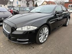 Ultimate black . Gebraucht 2015 Jaguar XJ Premium Luxury Limousine | 18.999 € (Guter Preis)