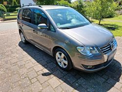 Grau Gebraucht 2009 VW Touran Van / Kleinbus | 2.000 € (Superpreis)