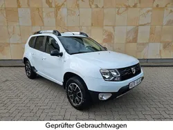 Weiß Gebraucht 2017 Dacia Duster Black Shadow SUV | 12.490 € (Fairer Preis)