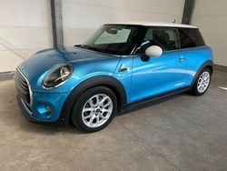 Blau Gebraucht 2018 Mini Cooper Pepper Kleinwagen | 15.980 € (Guter Preis)