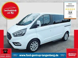 Weiß Gebraucht 2023 Ford Tourneo Custom Van / Kleinbus | 38.950 € (Fairer Preis)
