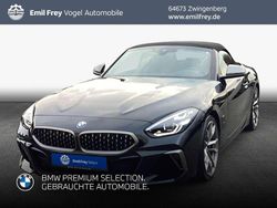 Saphirschwarz metallic Gebraucht 2022 BMW Z4 M Cabrio | 54.440 € (Etwas zu teuer)