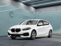 Weiß Gebraucht 2023 BMW 118 Advantage Kleinwagen | 24.649 € (Fairer Preis)