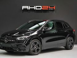 Kosmosschwarz lack Neu 2025 Mercedes GLA200 AMG line SUV | 43.900 €