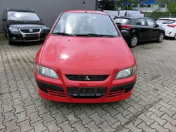 Rot Gebraucht 2002 Mitsubishi Space Star Kombi | 1.499 € (Fairer Preis)