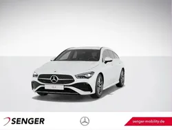 Weiß Gebraucht 2024 Mercedes CLA250e Shooting Brake AMG Kombi | 34.860 € (Fairer Preis)