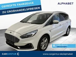 Frost weiss Gebraucht 2022 Ford S-MAX Titanium Van / Kleinbus | 23.590 € (Superpreis)
