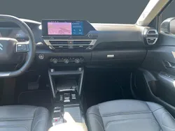 Schwarz Gebraucht 2023 Citroën C4 Limousine | 24.999 €