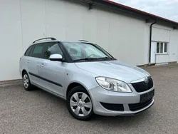 Silber Gebraucht 2012 Skoda Fabia Family Kombi | 3.799 € (Fairer Preis)
