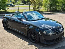 Schwarz Gebraucht 2001 Audi TT Roadster Cabrio | 3.200 € (Fairer Preis)