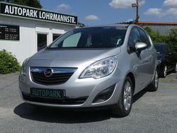 Silber Gebraucht 2011 Opel Meriva Edition Van / Kleinbus | 5.700 € (Fairer Preis)