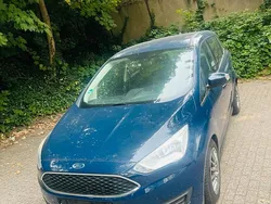 Blau Gebraucht 2017 Ford Grand C-Max Van / Kleinbus | 8.300 € (Guter Preis)