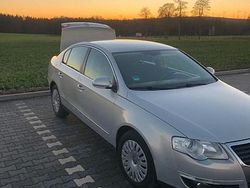 Grau Gebraucht 2008 VW Passat Limousine | 3.600 € (Fairer Preis)