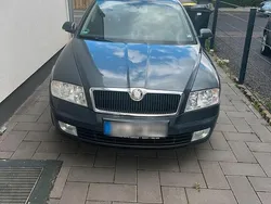 Grau Gebraucht 2008 Skoda Octavia Kombi | 2.500 € (Fairer Preis)