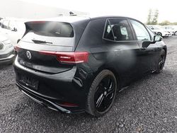 Mythos black metallic mythos black metallic Gebraucht 2025 VW ID.3 GTX Kleinwagen | 49.922 €