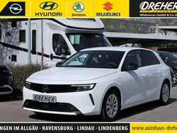 Jade weiß Gebraucht 2024 Opel Astra Enjoy Limousine | 19.980 € (Superpreis)
