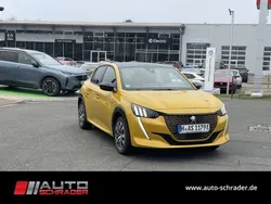 Gelb Gebraucht 2023 Peugeot e-208 GTi Kleinwagen | 25.880 € (Teuer)