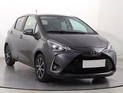 Grey metallic Gebraucht 2019 Toyota Yaris Club Limousine | 13.290 € (Fairer Preis)