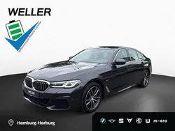Sophistograu (grau) Gebraucht 2022 BMW 545e M Sport Limousine | 44.777 € (Guter Preis)